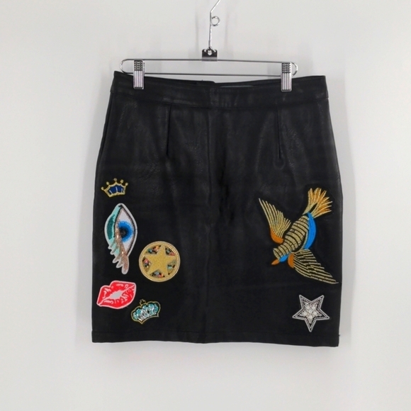 Sunset and Spring Faux Leather Skirt Size M - Picture 2 of 6